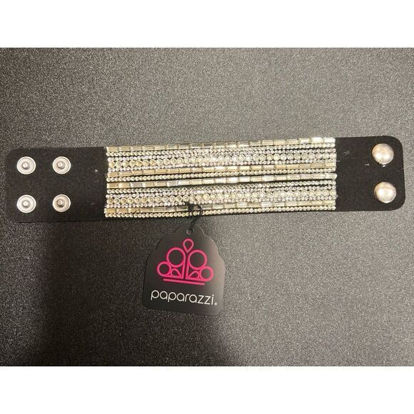 NWT Paparazzi Black Wrap Bracelet - Picture 2 of 5